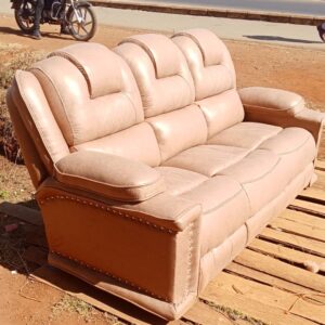Cocus Semi-Recliner Sofa